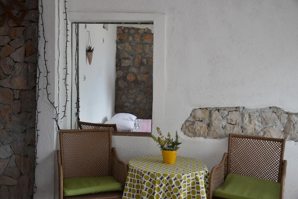 Mono Kai Triangle Apartment Trogir Bagian luar foto